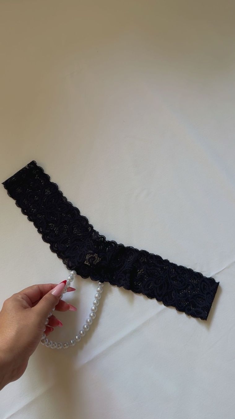 Altra biancheria intima: Schwarzes Spitzen-String mit Perlen – Nuovo e nell'imballaggio originale da Emmen venduto da t_a_n88x 2