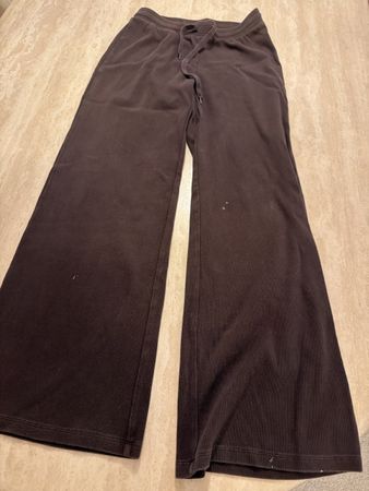 ARITZIA HOMESTRETCH Hose Damen Grösse S gebraucht