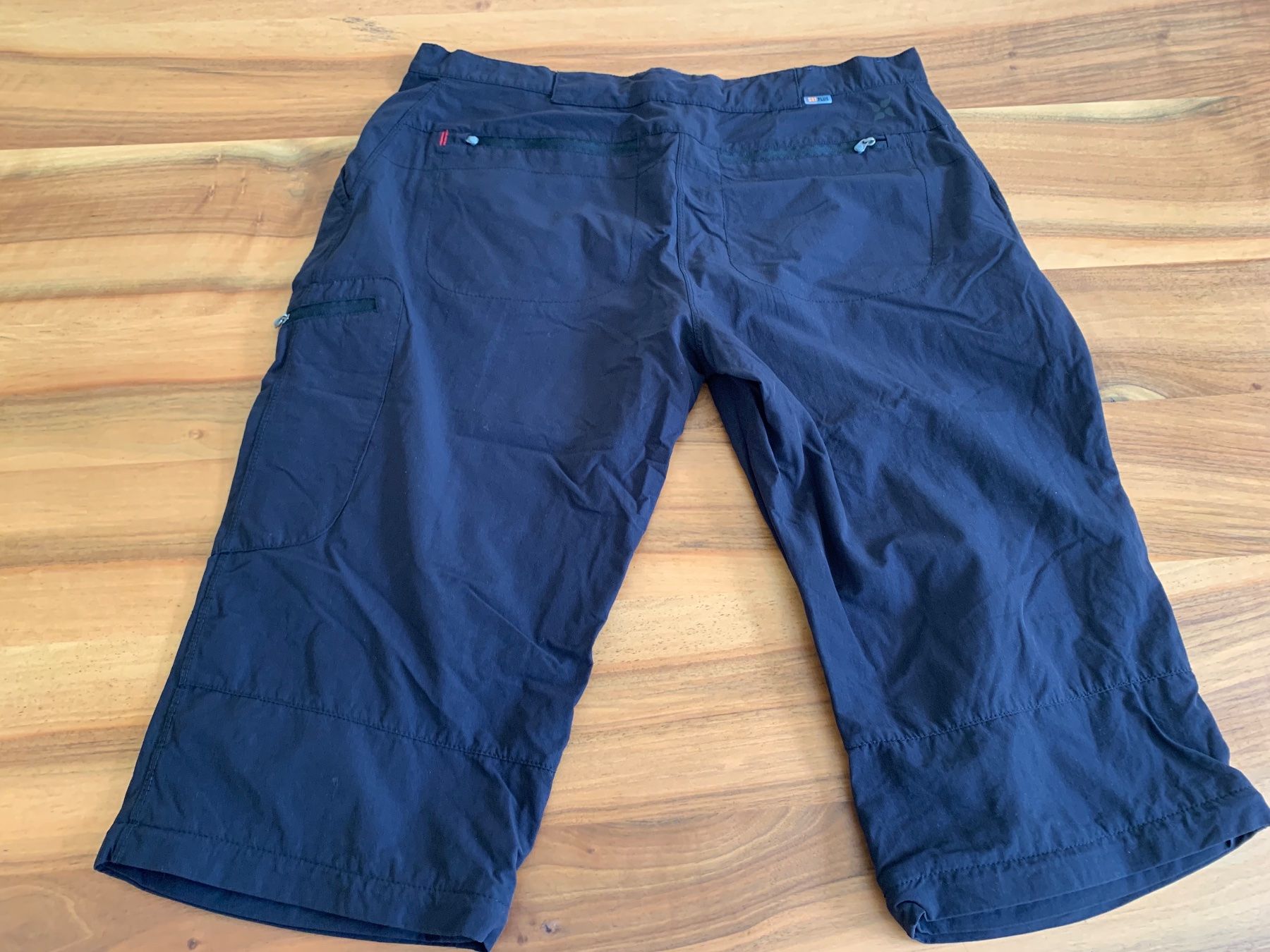 Mckinley Pantaloni: MC KINLEY Wanderhose 3/4tel Grösse 46 – Usato da Meiringen venduto da Jackwashere 3