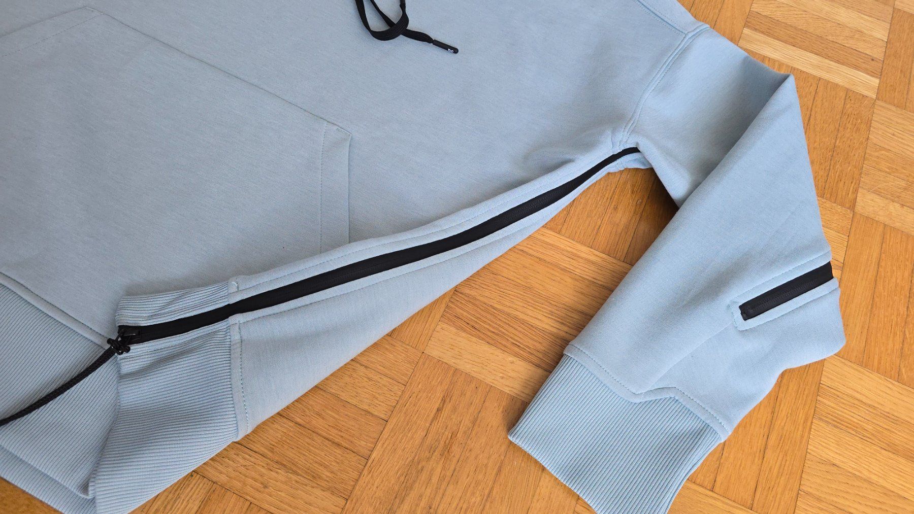 Maglioni & Felpe: On Running Hoodie Damen Gr. S  Kapuzenpullover – Usato da Wallisellen venduto da theblacksheep 3