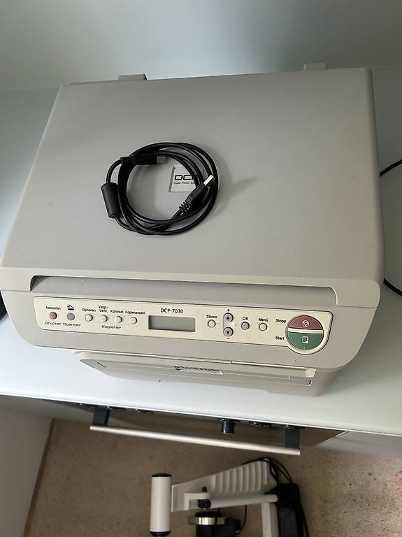Brother Imprimantes: Laser Drucker von Brother, DCP-7030 – D'occasion à Basel par Maar