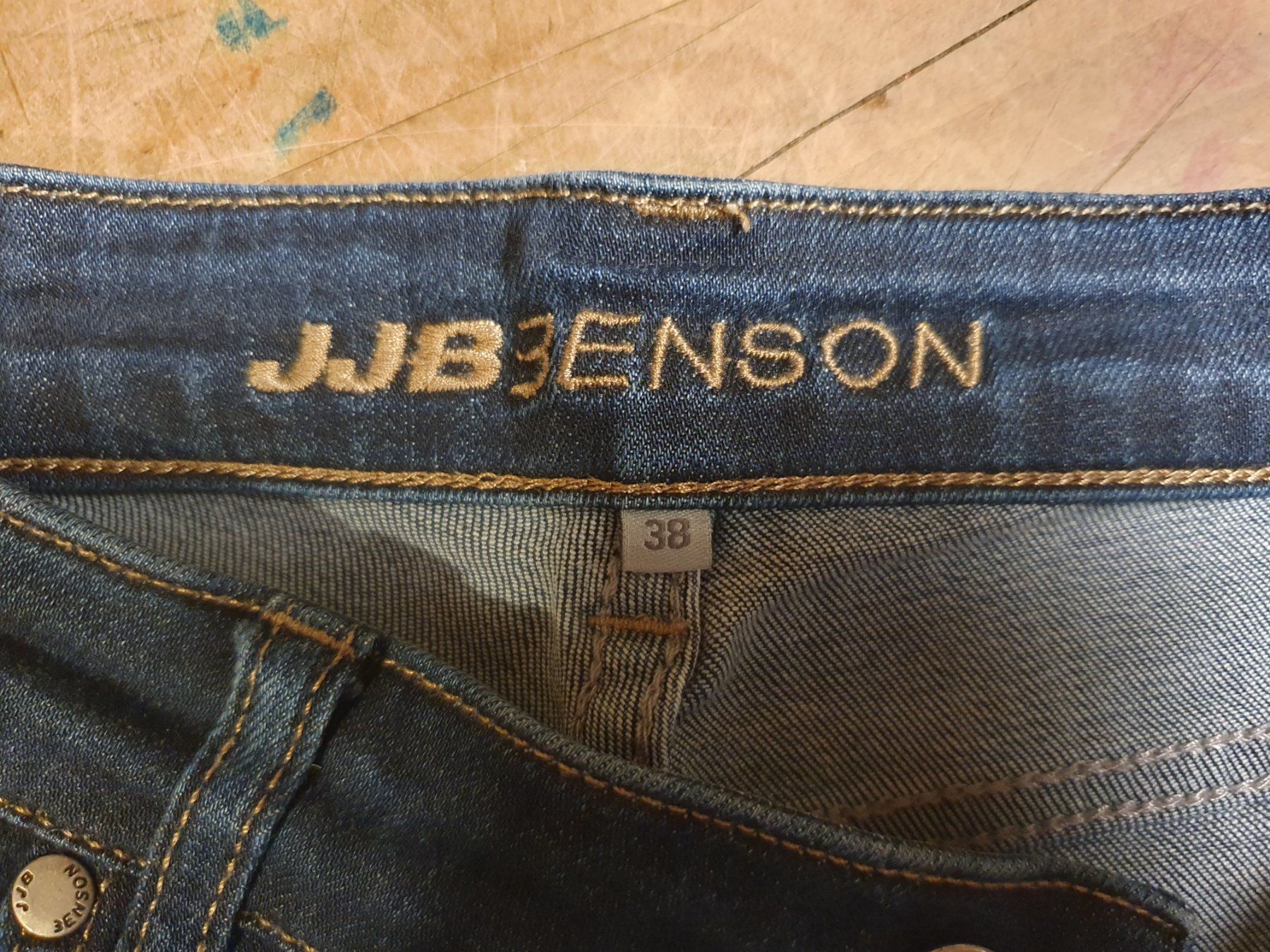 Jeans: JJB Benson Jenas Grösse 38 – Usato da Zürich venduto da dialout 2