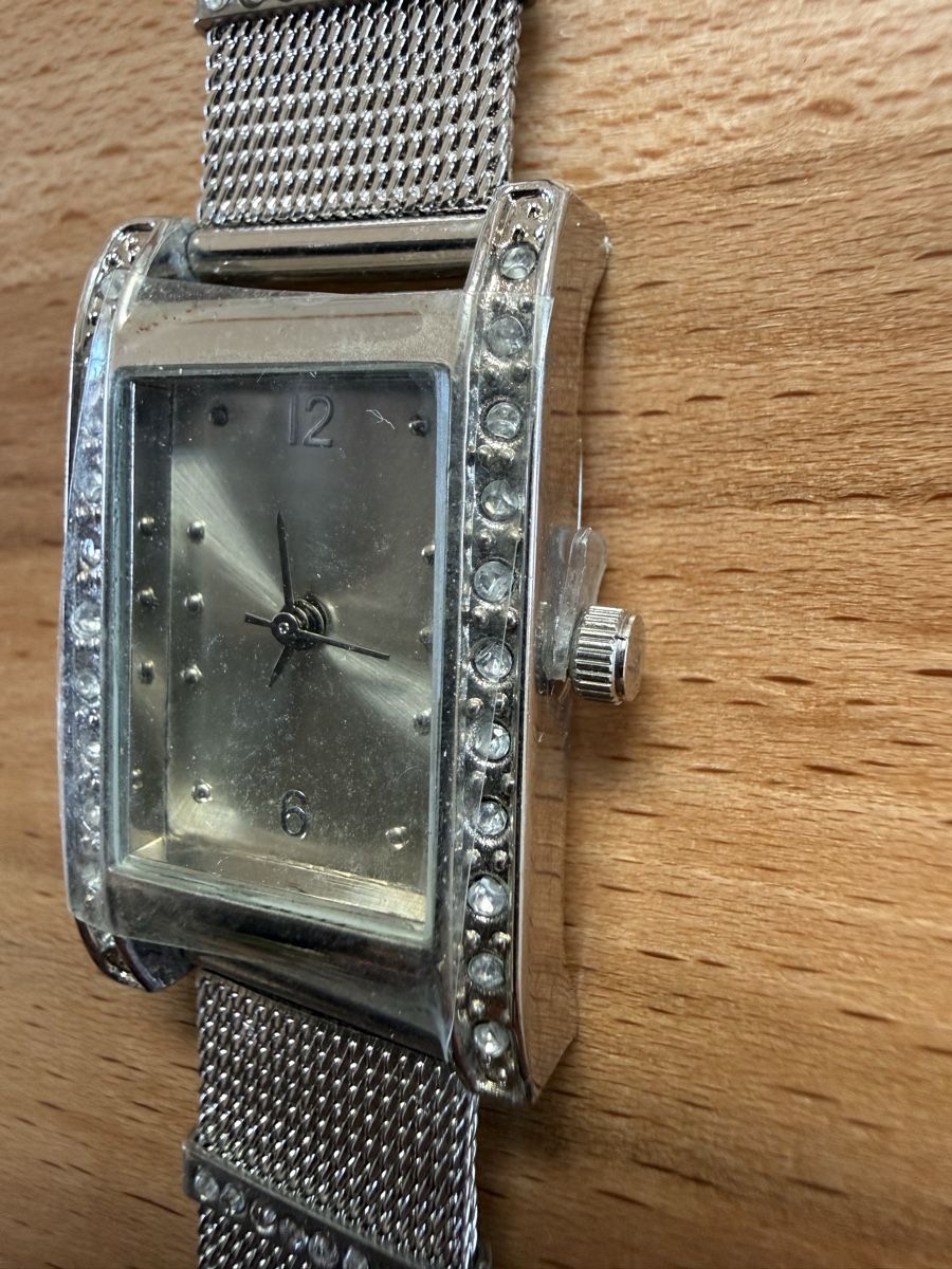 Montres: Armbanduhr – Neuf (Voir description) à Grenchen par Bastet007 4