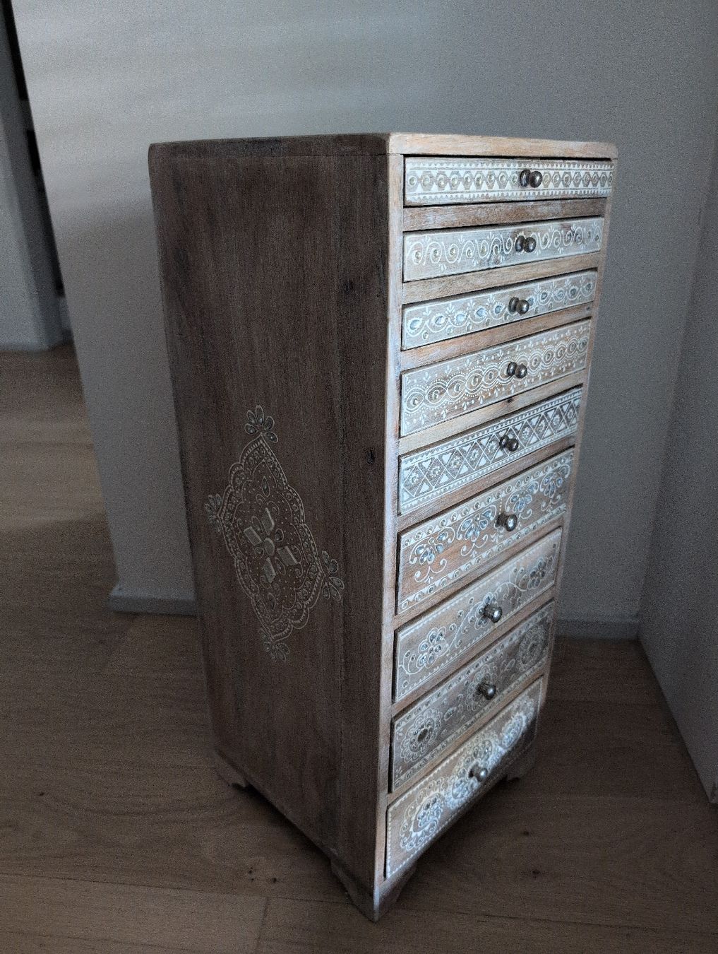 Cachet Cassettiere: Kommode aus Mangoholz von Cachet mit 9 Schubladen – Usato da Uitikon Waldegg venduto da rah_5p85 1