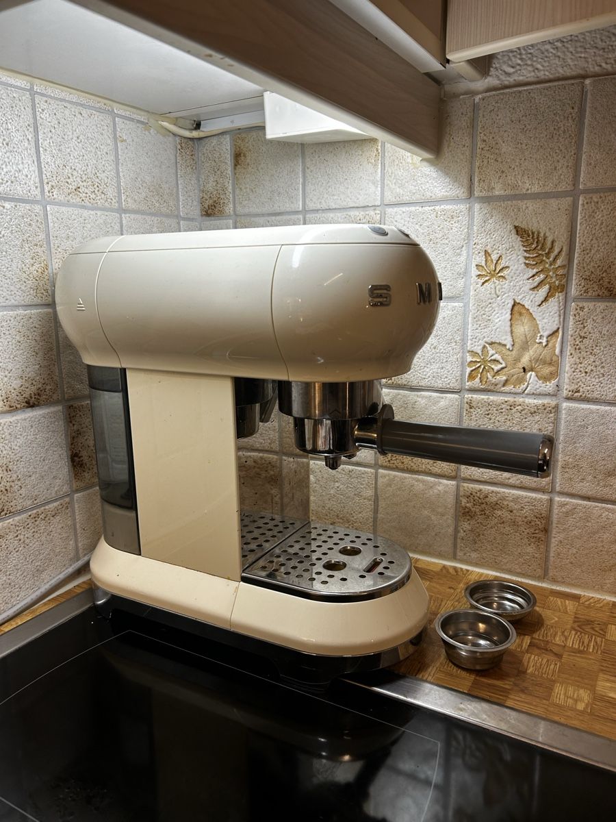Smeg Macchine per caffè & Macchine per espresso: Smeg Kaffeemaschine – Usato da Zürich venduto da ani4ka