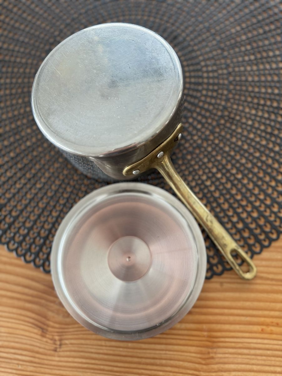 Pentole: Retro Pfännli mit Deckel, Edelstahl, Messinggriff, Top! – Usato da Lanzenhäusern venduto da Galaa 3