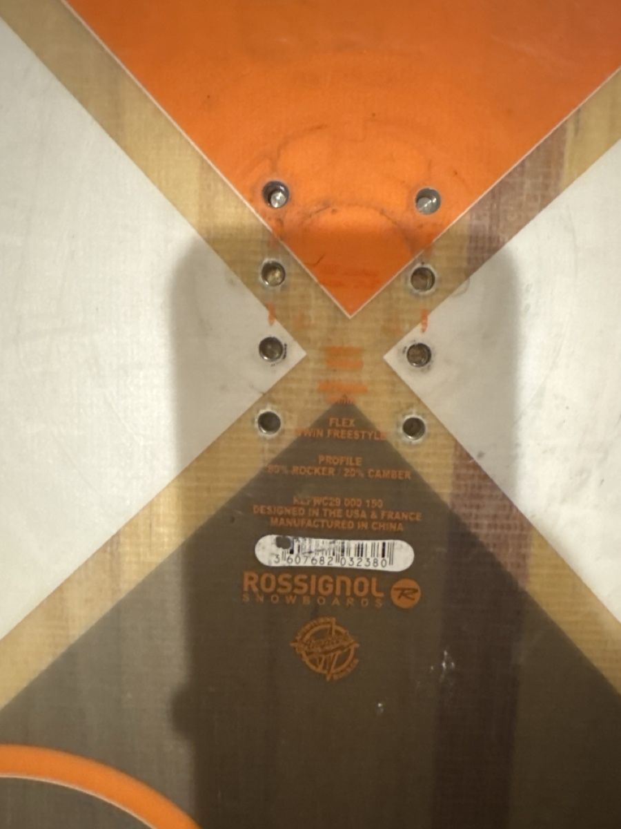 Rossignol Board: Snowboard 150cm von Rossignol, Rocker – Usato da Schliern b. Köniz venduto da amo_lln9 5