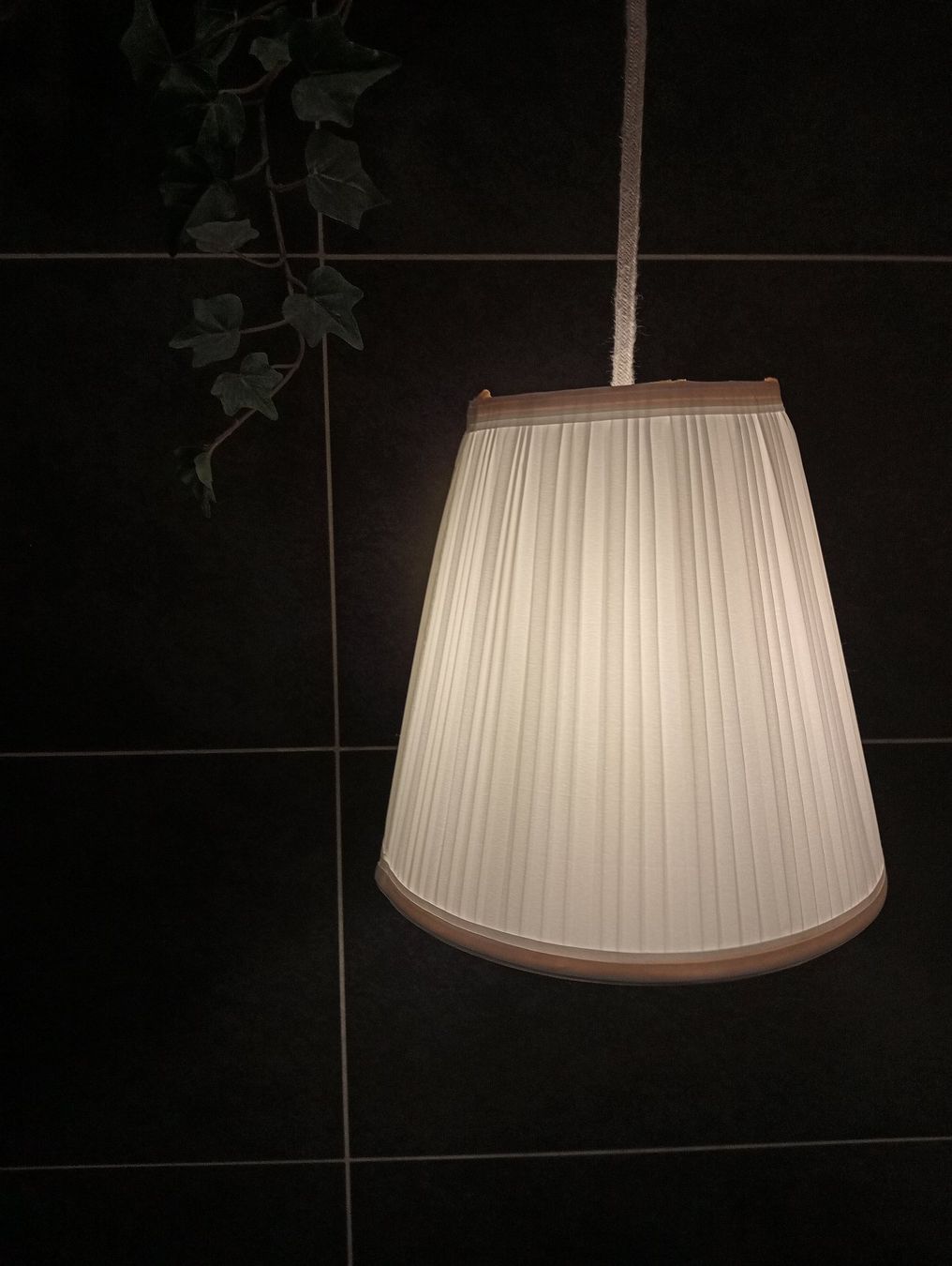 Lampadari & plafoniere: Hängelampe, Stoffschirm – Usato da St.Niklausen LU venduto da Wirdbereitsverwendet 4