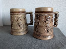 2 Bierkrüge mit Rittermotiv