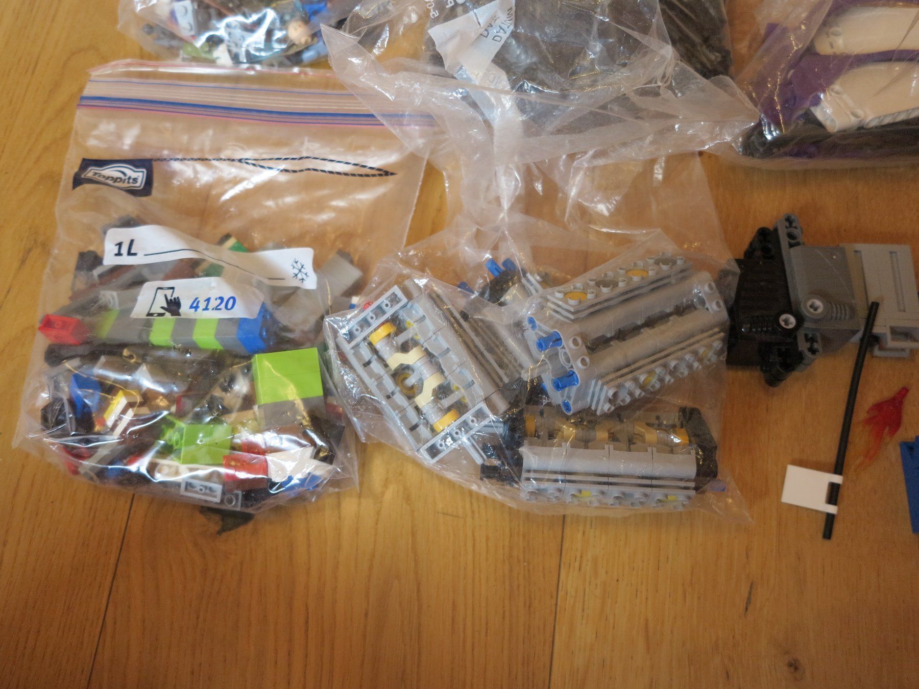 Lego Giocattoli: Lego Teile  ca. 700 gr. – Usato da Bettmeralp venduto da stermei 4