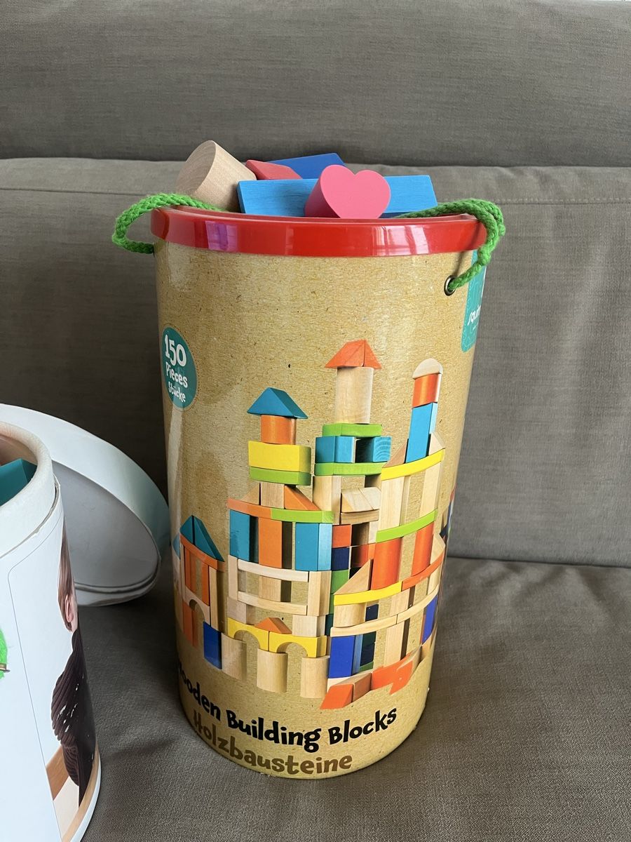 Jouets: Holzbausteine  – D'occasion à Meilen par kathrinro 1
