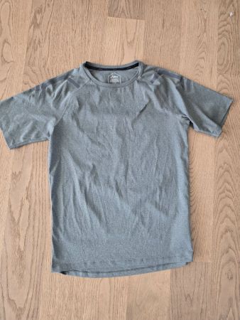 Asics Herren-Laufshirt Gr. S für den Sommer, grau