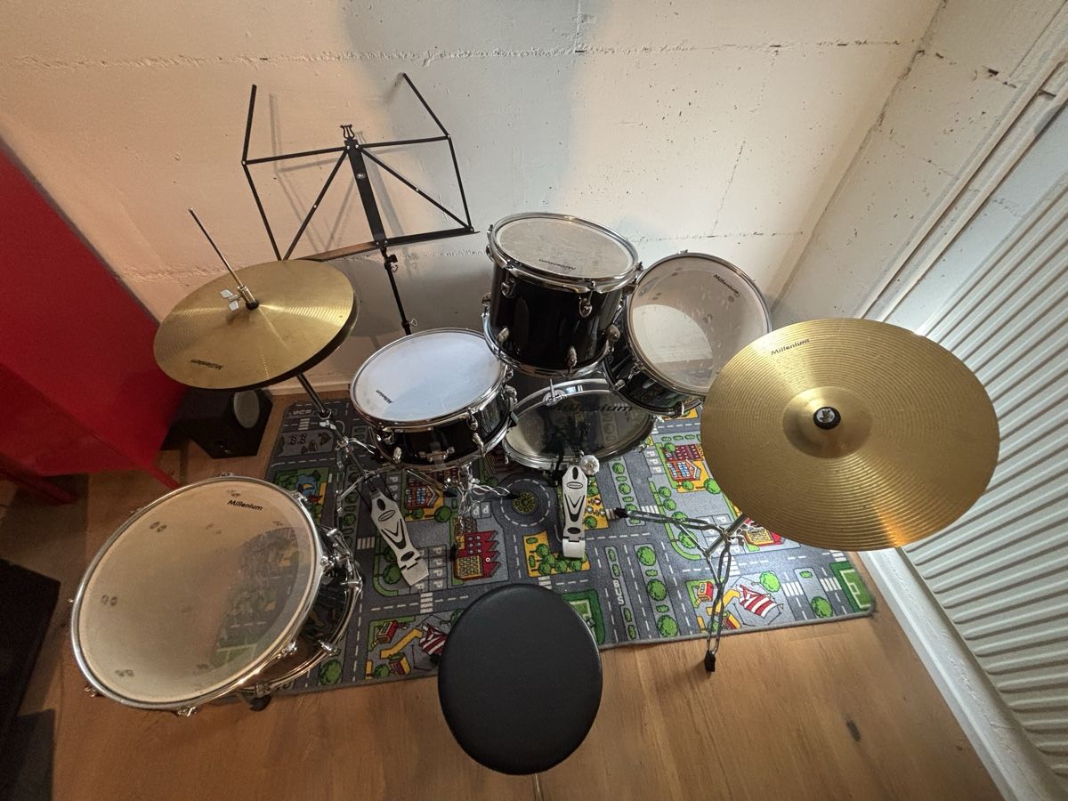 Musikinstrumente: Schlagzeug – Gebraucht aus Riedholz von R8-82 2