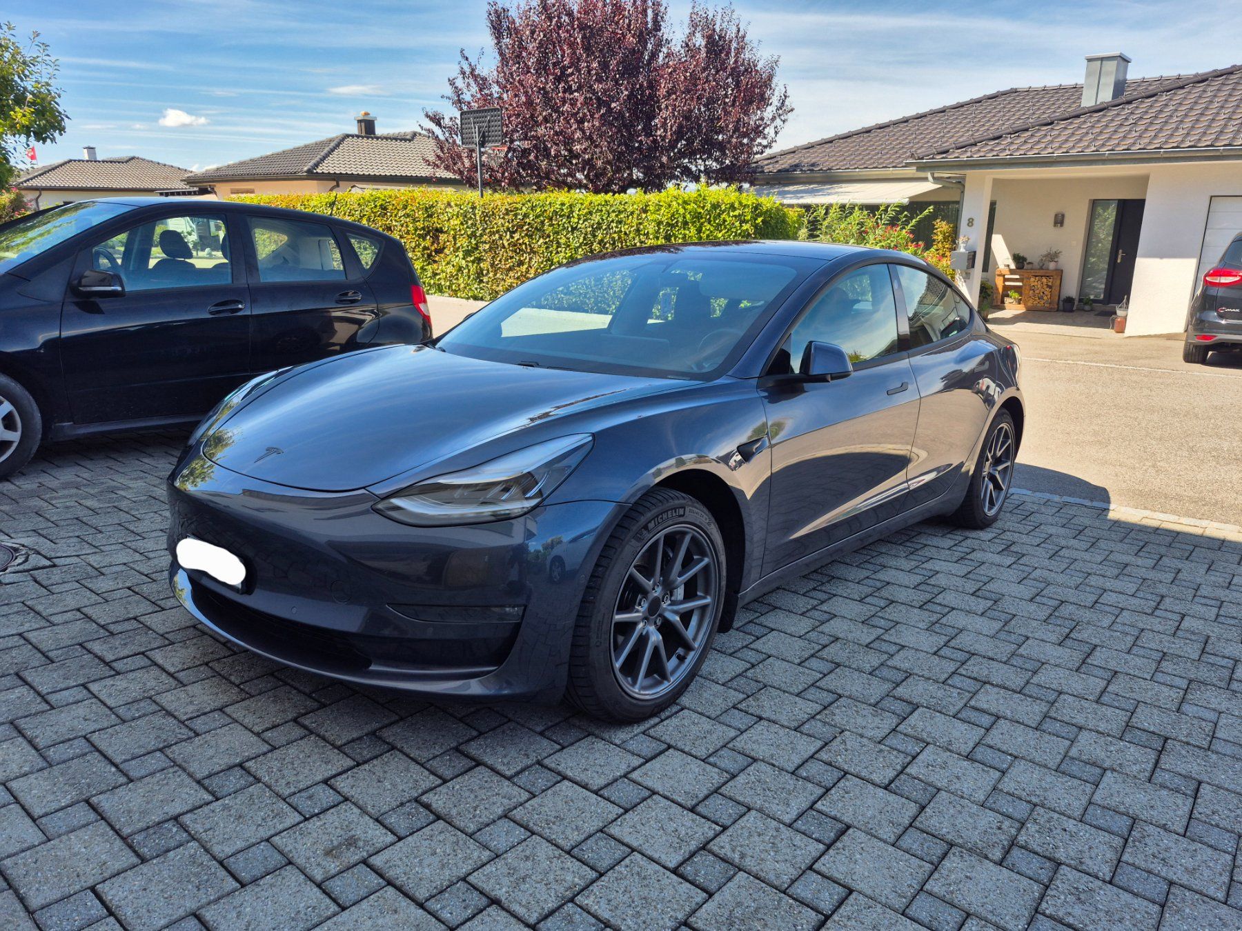 Tesla Autos: Tesla Model 3 long range dual motor awd – Gebraucht aus Schmitten FR von Fabian.jeckelmann