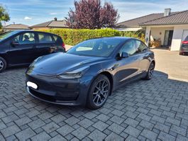 Tesla Model 3 long range dual motor awd