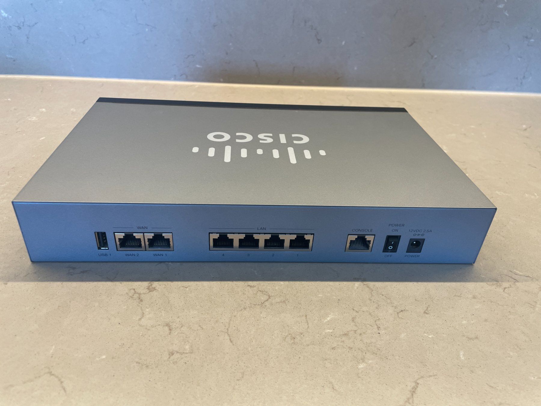 Cisco Firewall: Cisco RV340 Router Firewall VPN Dual WAN Gigabit – Gebraucht aus Kilchberg ZH von xelion 1