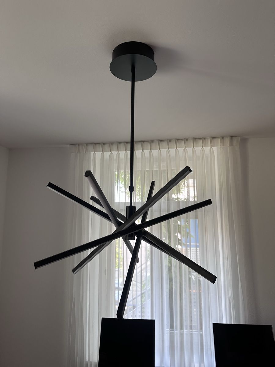 Livique Lampadari & plafoniere: Modern LED Chandelier - Great Condition – Nuovo (secondo la descrizione) da Schaffhausen venduto da sil_5jz9 1