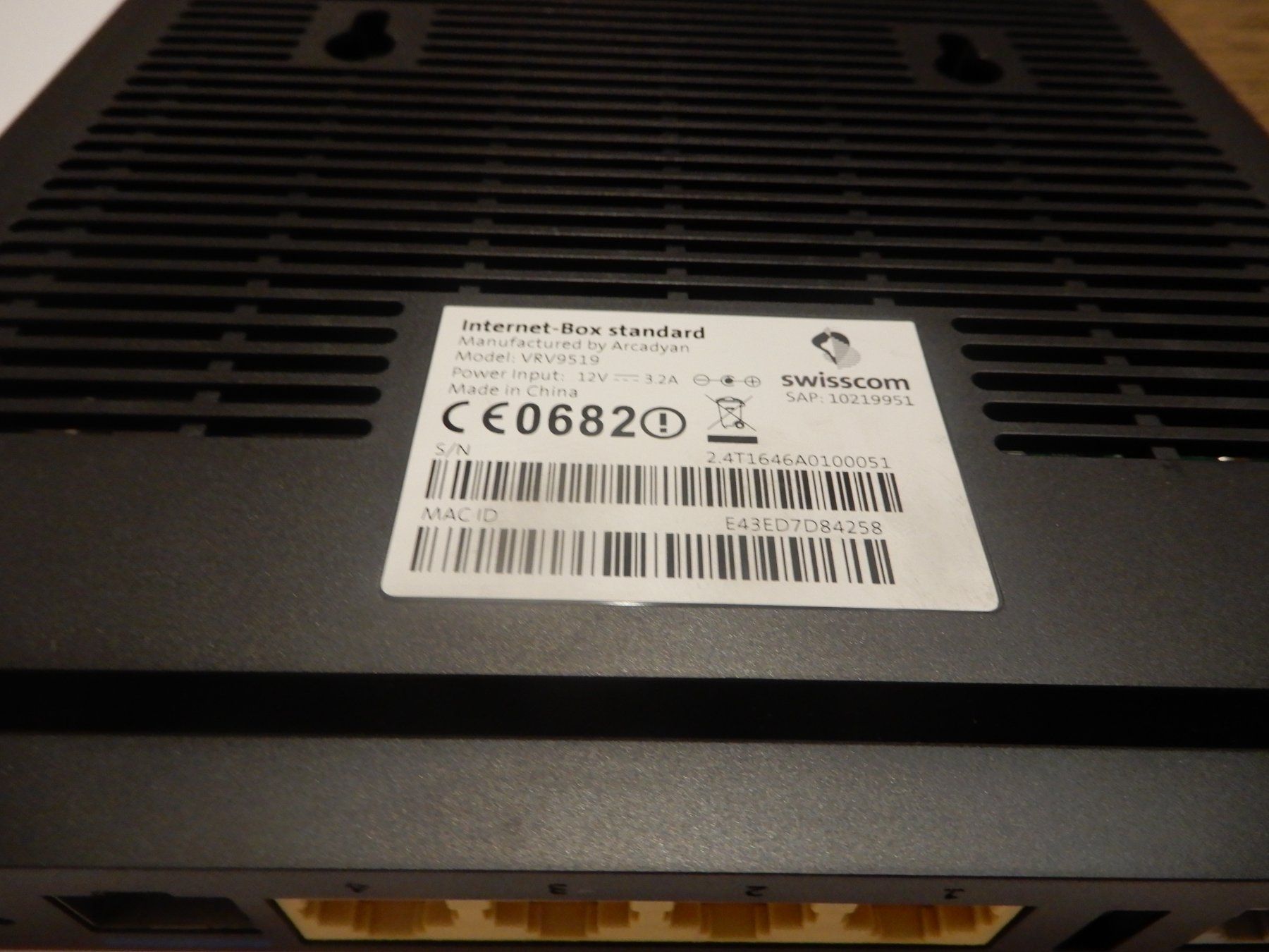 Swisscom Modems & Router: Swisscom Internet Box standard gebraucht ohne Kabel – Gebraucht aus Worben von MaKo3252 3