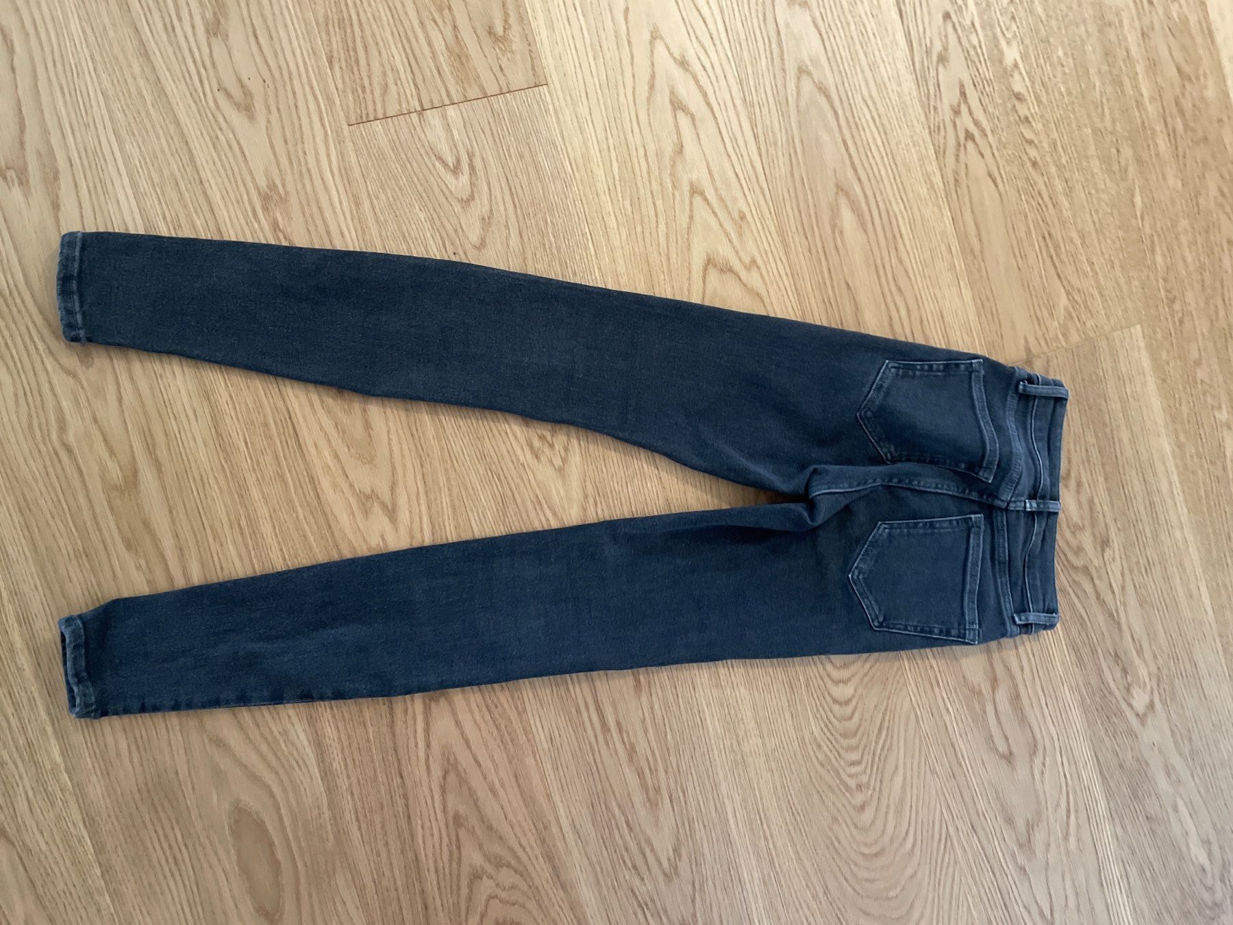 Mango Jeans: SKINNY Jeans Mango – Usato da Kilchberg BL venduto da ann_kwk5 2