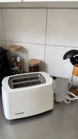 White 2-Slice Bread Toaster 
