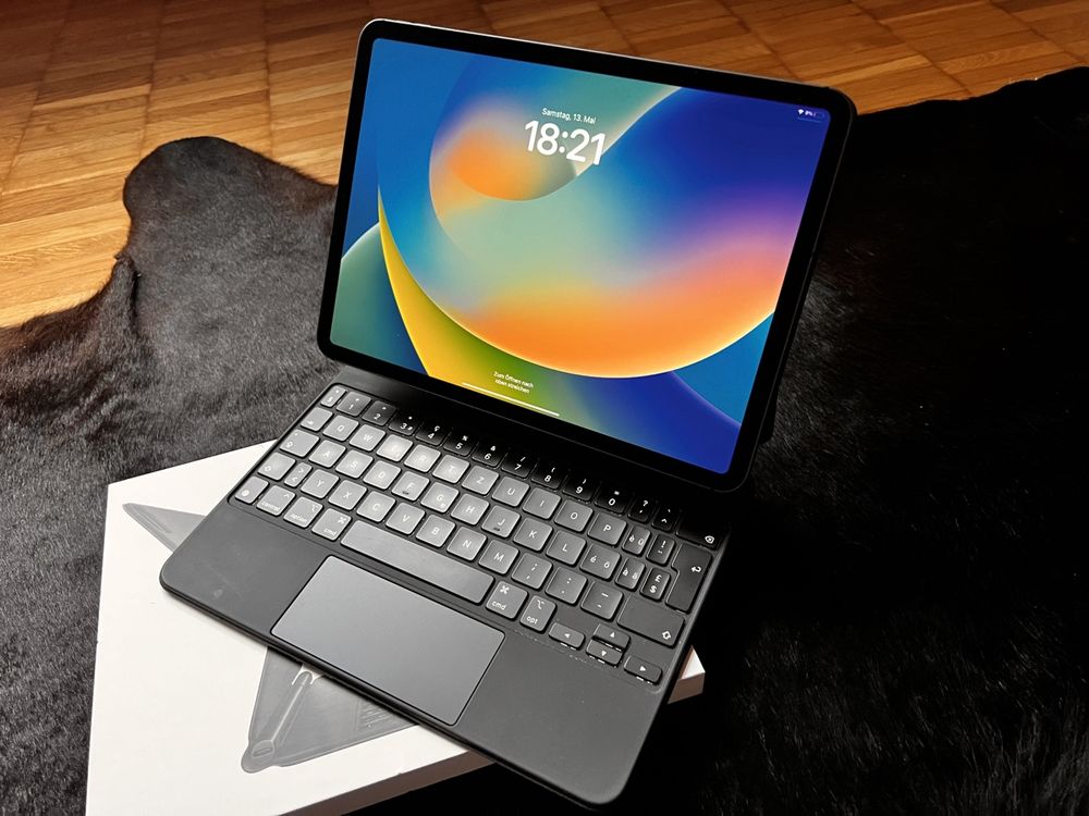Ipad Pro 2018 11“,256 GB Wifi+Cell, paket mit Magic Keyboard | Kaufen ...