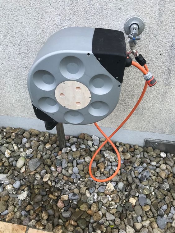 Schlauchaufroller für Luft/Wasser 20 bar mit 1/2