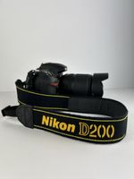 Nikon D200 mit Objektiv
