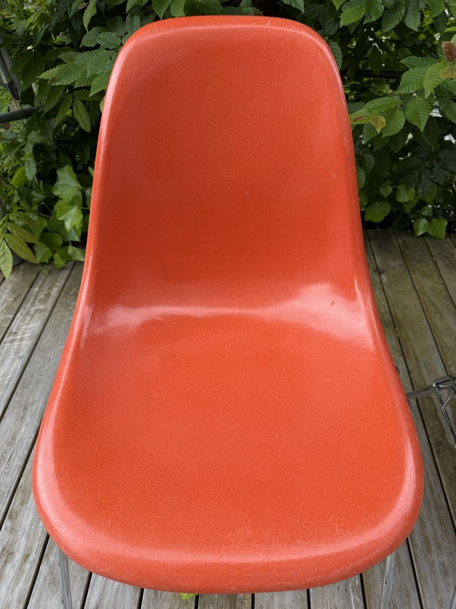 Eames Sedie: Eames Stuhl, Fiberglas, Orange – Usato da Arlesheim venduto da kifa02 1