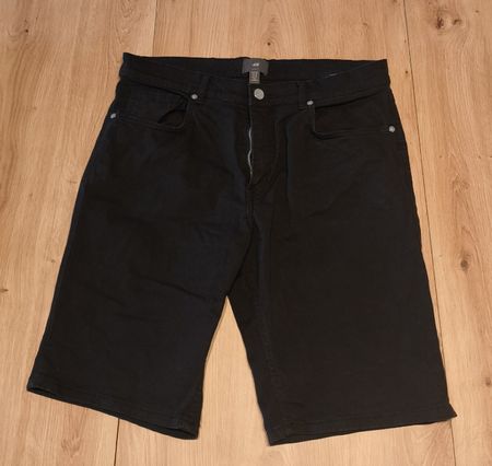 Kurze Hose schwarz Gr.32