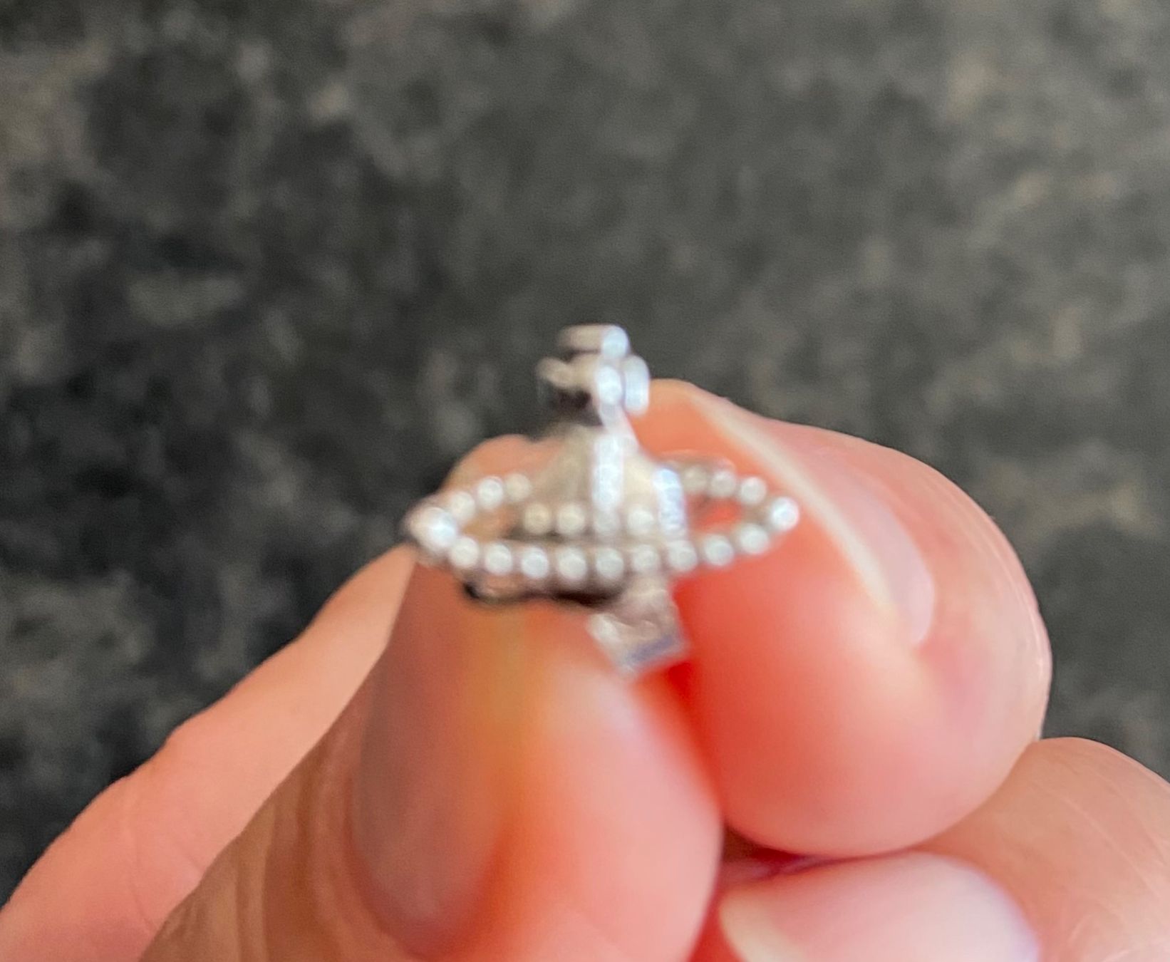 Boucles d'oreille: 2 neue Vivienne Westwood single studs – D'occasion à Murten par emma7007 1