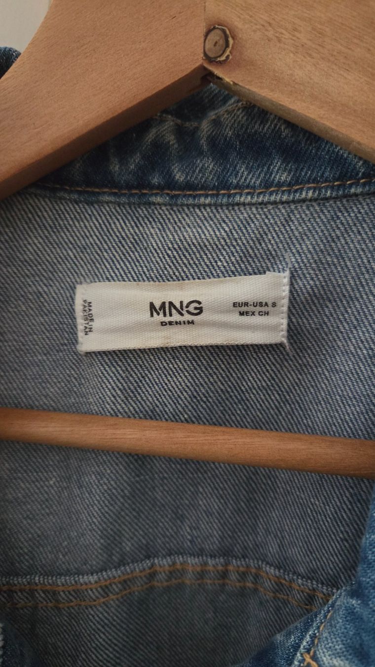 Mango Giacche: Jeansjacke von Mango – Nuovo (secondo la descrizione) da Bern venduto da noelle21 2