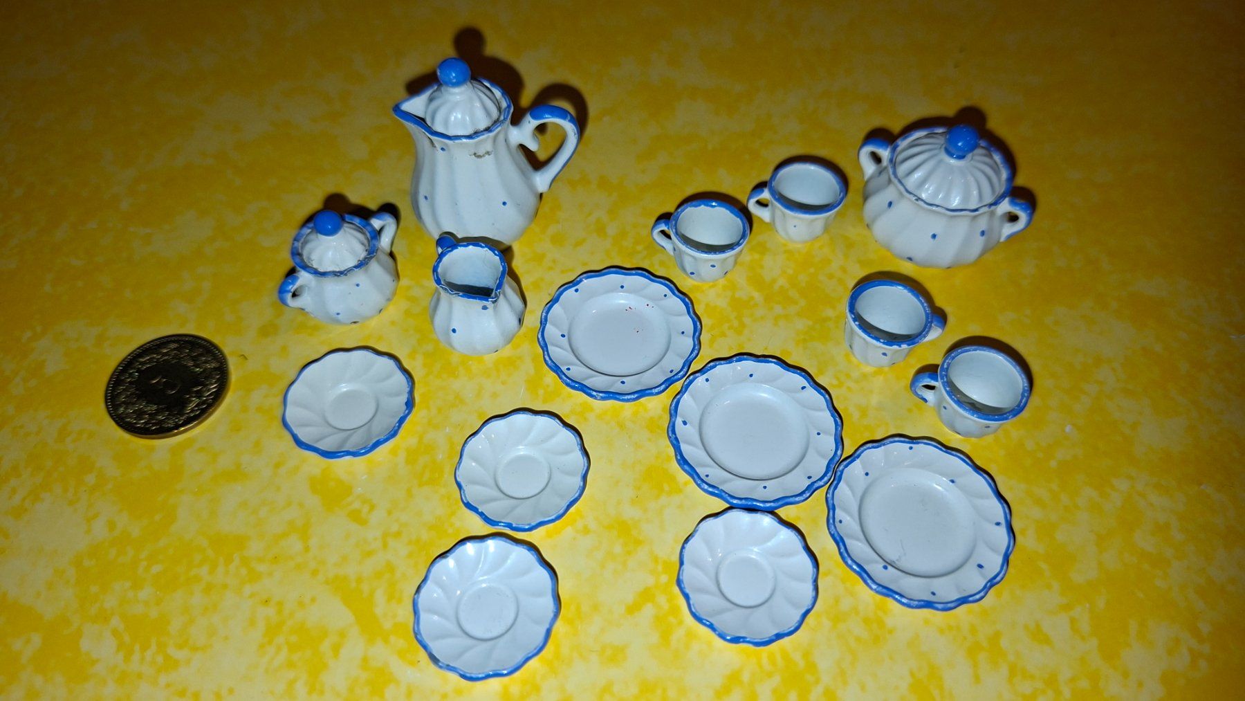 Maisons & Meubles de poupées: Puppenstube – D'occasion à Bretzwil par eri_2gck