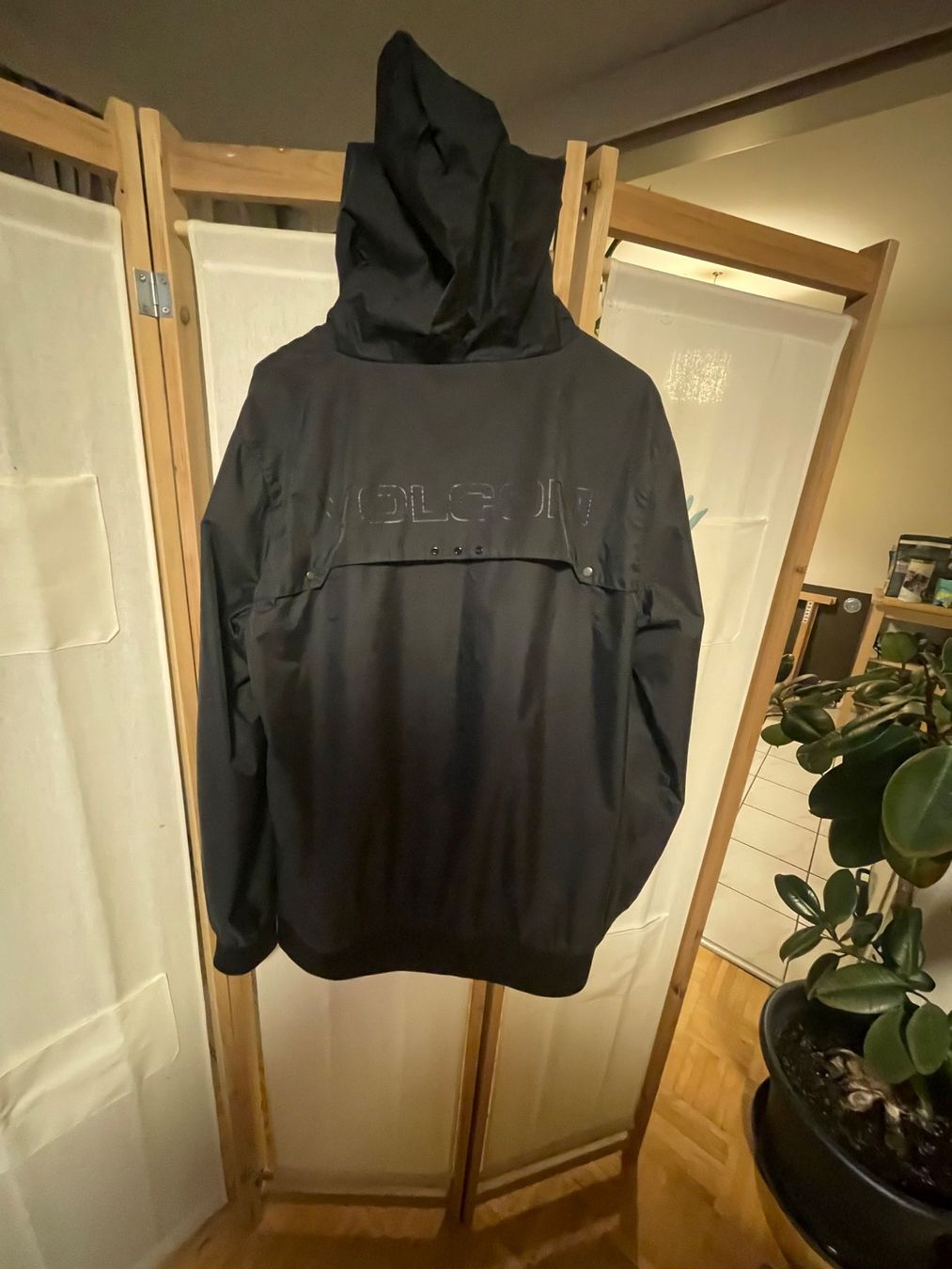 Volcom Giacche: Volcom - Veste noire mi saison – Usato da Fribourg venduto da gde_gl9n 1