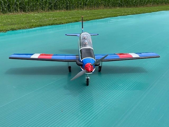 RC Modellbau: Black Horse PC-9 – Gebraucht aus St. Gallen von sute 2