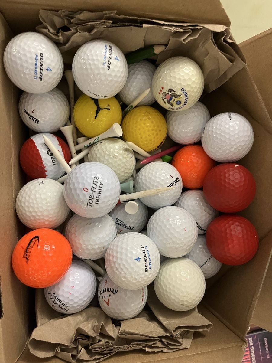 Ballons: Golfbälle mit Abschlag stiften – D'occasion à Neerach par fuz_8d7l 3