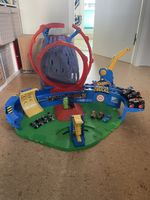 Monster Trucks Vulkan Arena von hot wheels