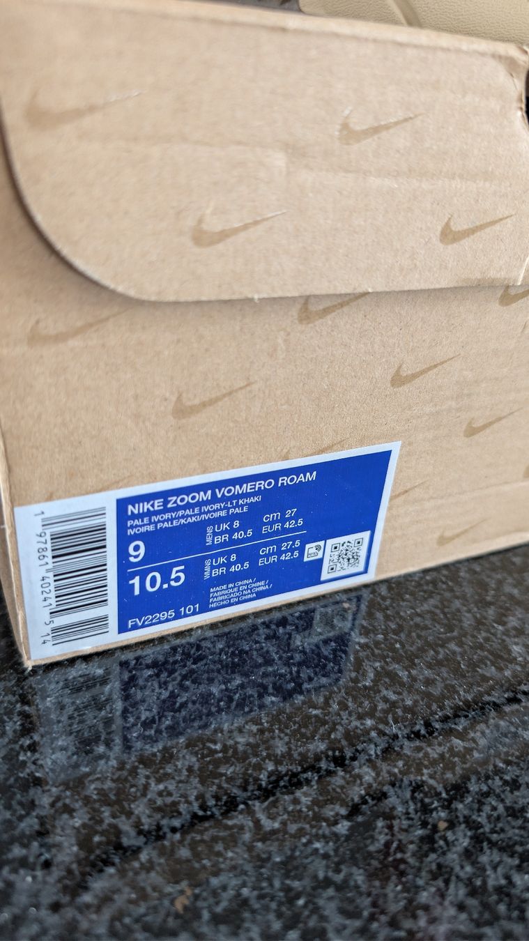 Nike Scarpe da uomo: Nike Zoom Vomero Roam 42.5 – Nuovo e nell'imballaggio originale da Rümlang venduto da Pascal_Gut 6