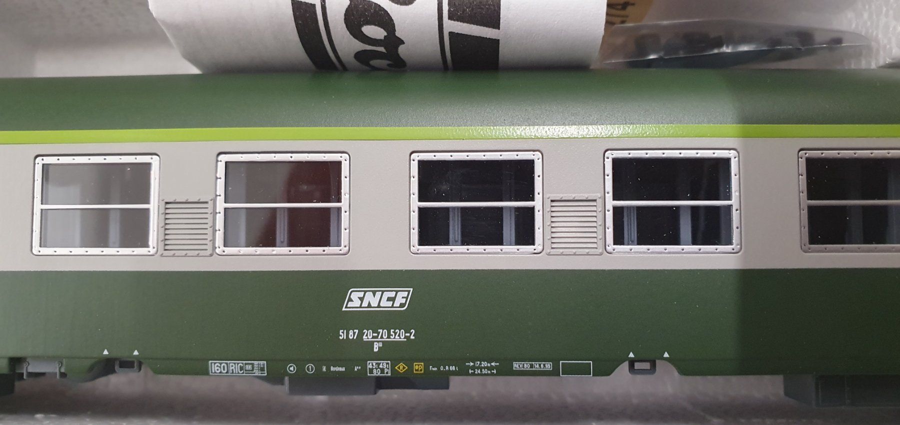 Roco Modelleisenbahnen: Roco 45212 SNCF UIC-Y  B10 – Neu und originalverpackt aus Würenlos von juruth 3
