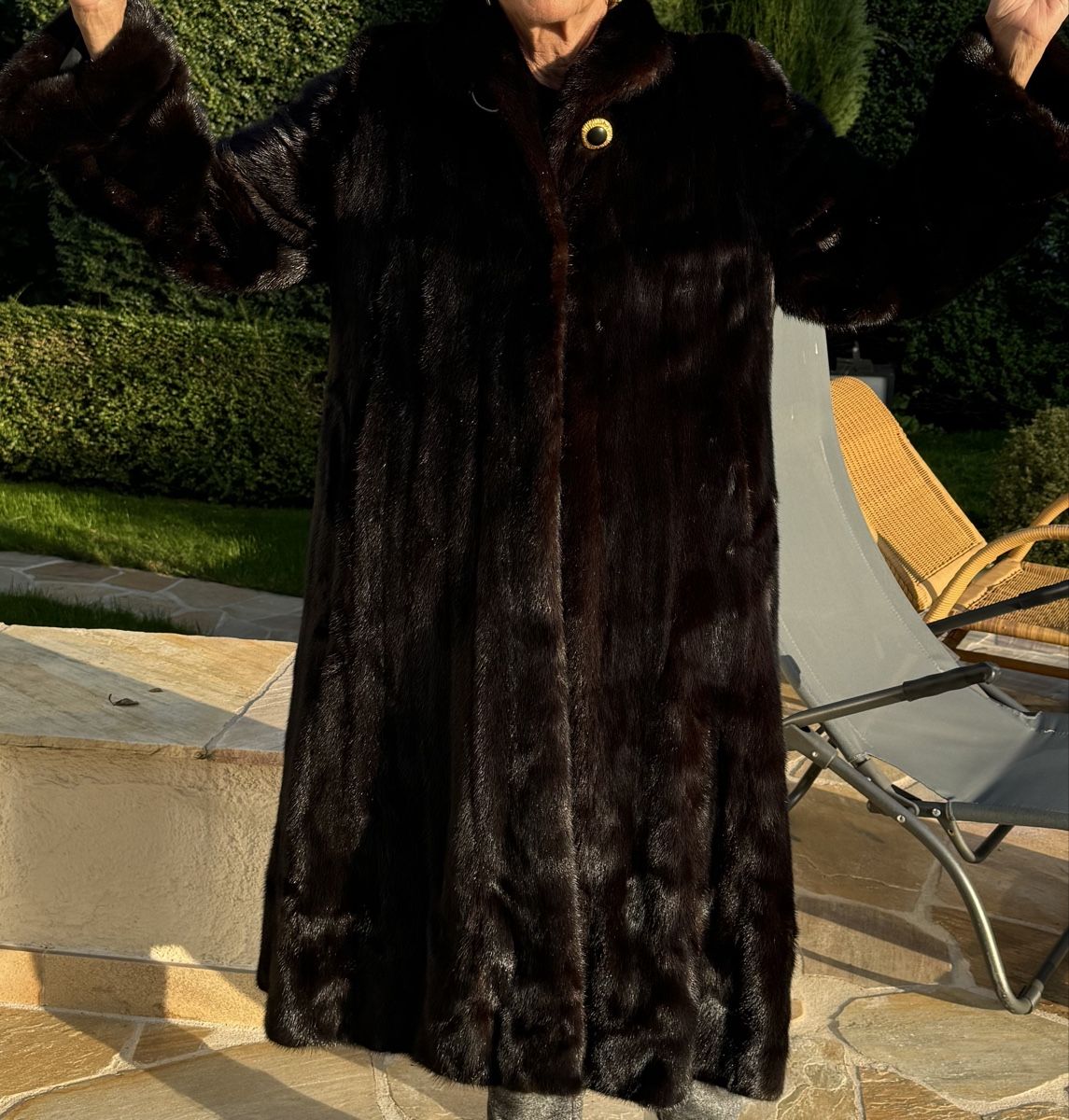 Cappotti: Long manteau vison 40-42 – Nuovo (secondo la descrizione) da Genève venduto da flocon06