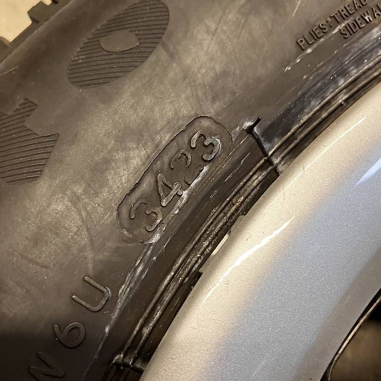 Citroën Pneus & Kompletträder: 4 x Winterräder - Citroën C3 - 6.2/7.6mm – Gebraucht aus Gipf-Oberfrick von car4y0u 3