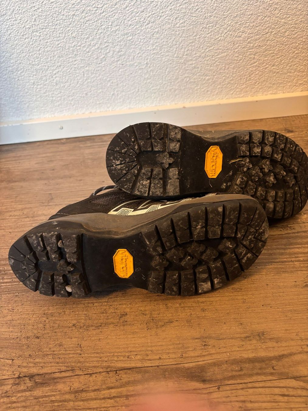 Salomon Scarpe da donna: Trekkingschuh Salomon – Usato da Beromünster venduto da Ida15 3