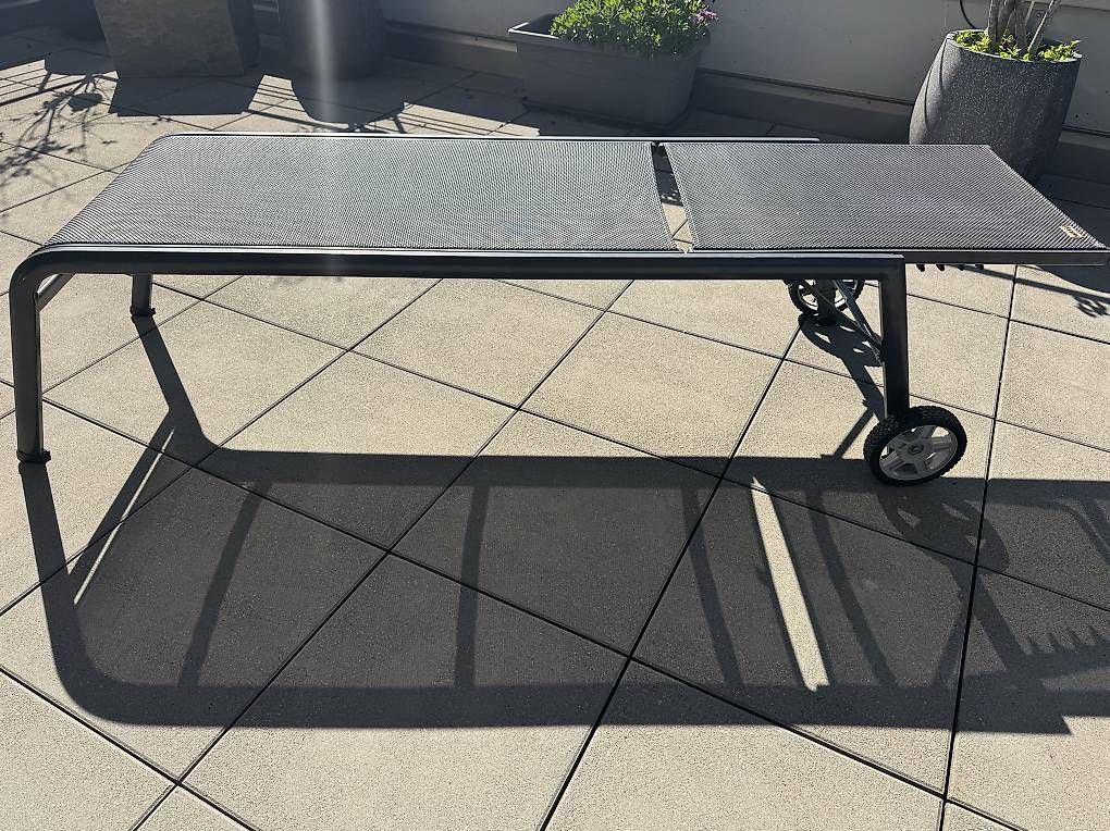 Liegen & Liegestühle:  2 x Sonnenliegen – Gebraucht aus Neuendorf von Focus4 1