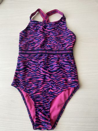 Custo Barcelona Schönes Badekleid Gr. 122/128