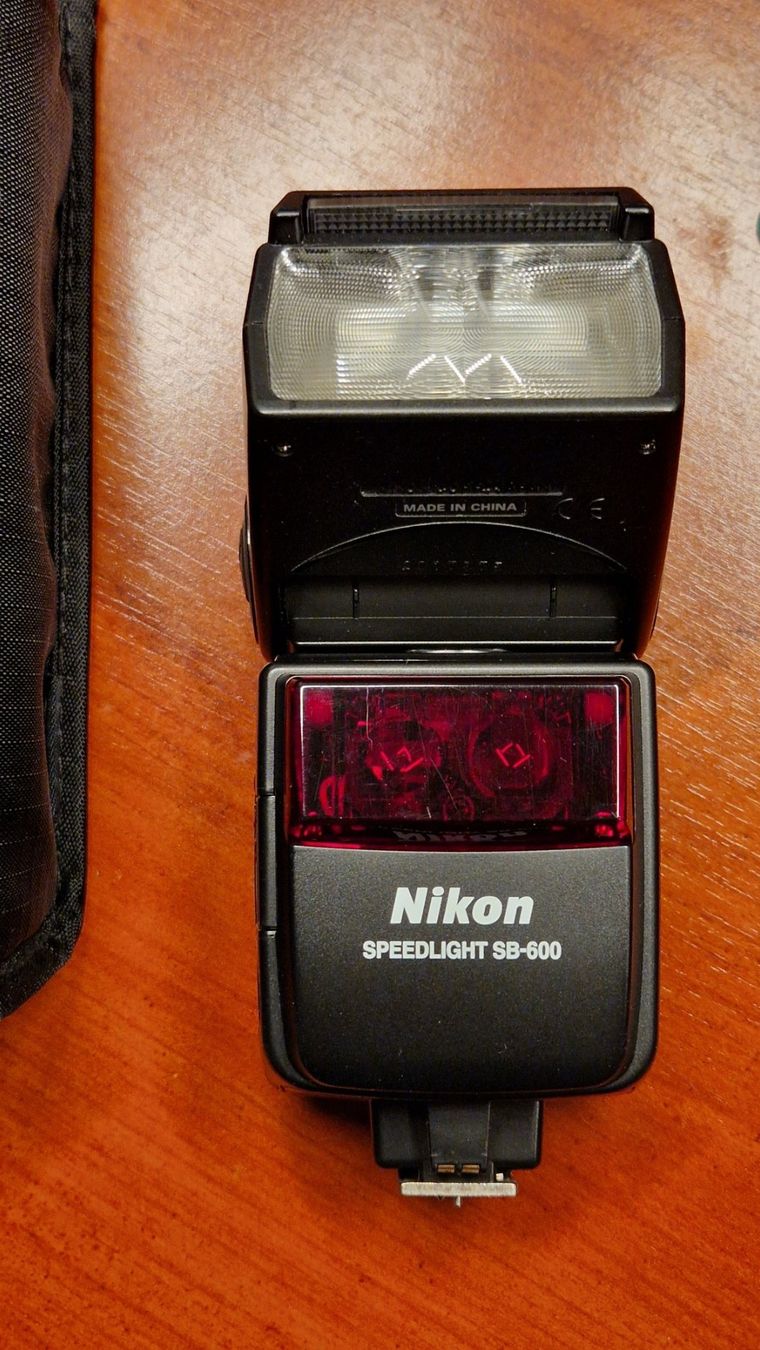 Nikon Flash: NIKON Speedlight SB-600 Blitzgerät – Usato da Nunningen venduto da Gian951