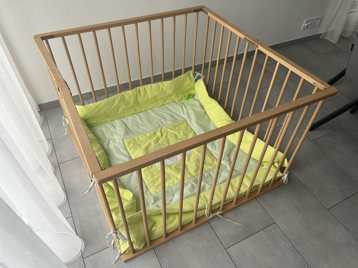 Parcs & barrières de sécurité: Laufgitter inkl. Matte – D'occasion à Stüsslingen par ddalex