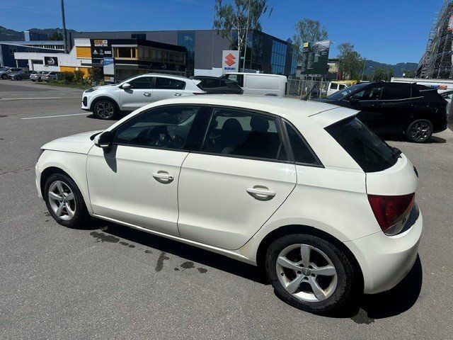 Audi Autos: Audi A1 Sportback  1.2 TFSI Attraction – D'occasion à Oberriet SG par jeepv8 1