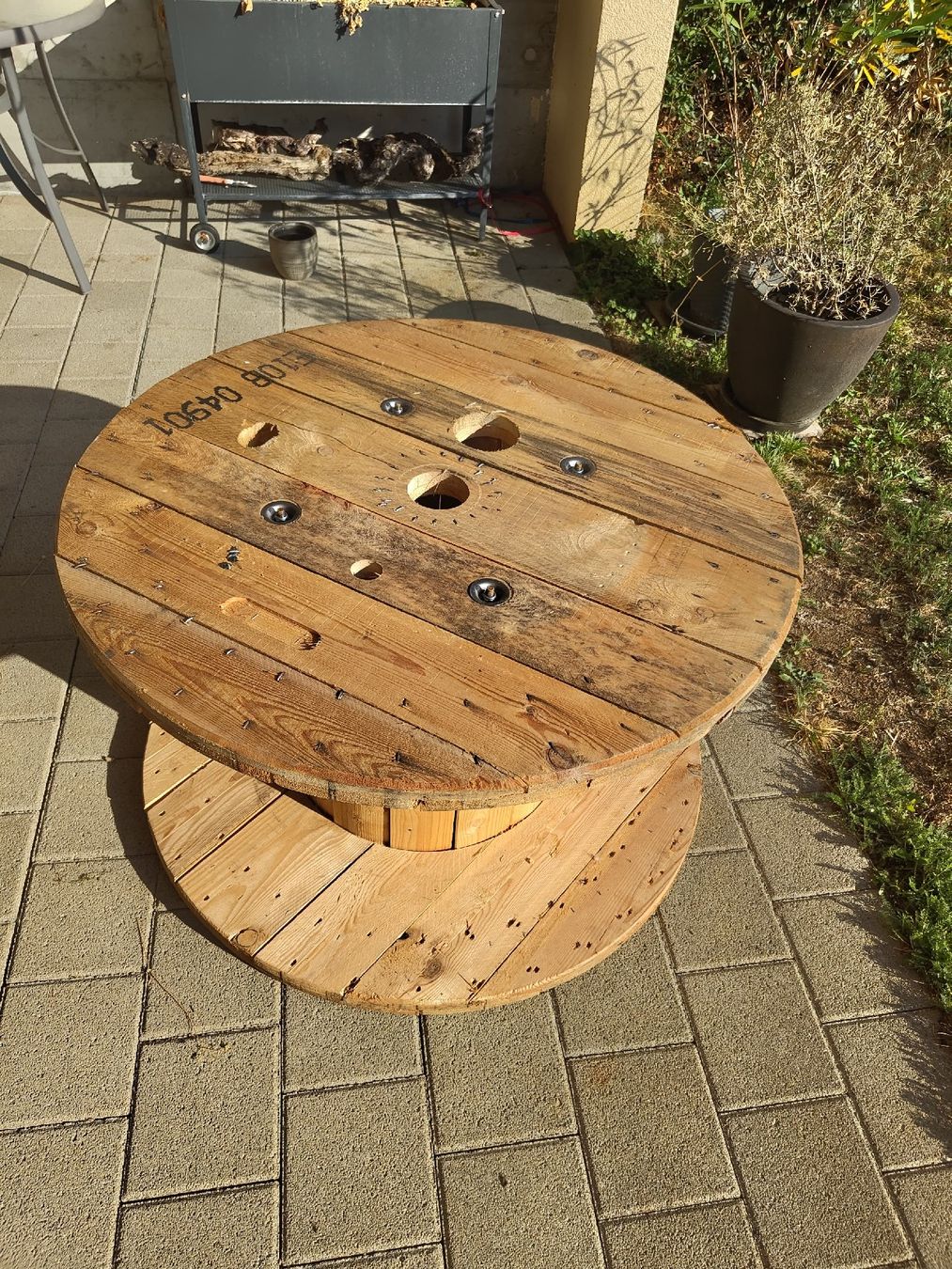 Tables: Holz Kabeltrommel Tisch  – D'occasion à Schaffhausen par jasi00jk