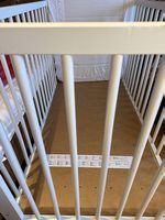 Baby Bett 70x140 ohne Matratze mit Gebrauchspuren