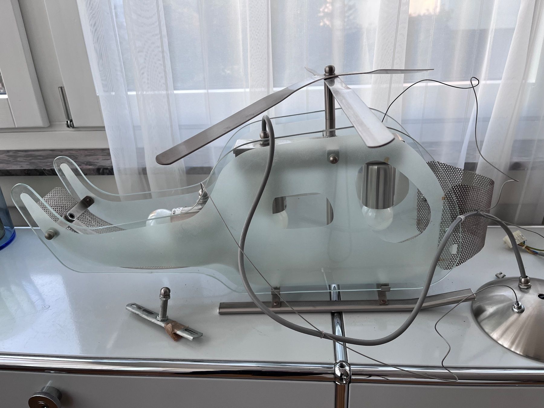 Lampadari & plafoniere: Design-Deckenlampe Helikopter, Glas/Metall, MarkeSearchlight – Usato da Zürich venduto da Share7 2