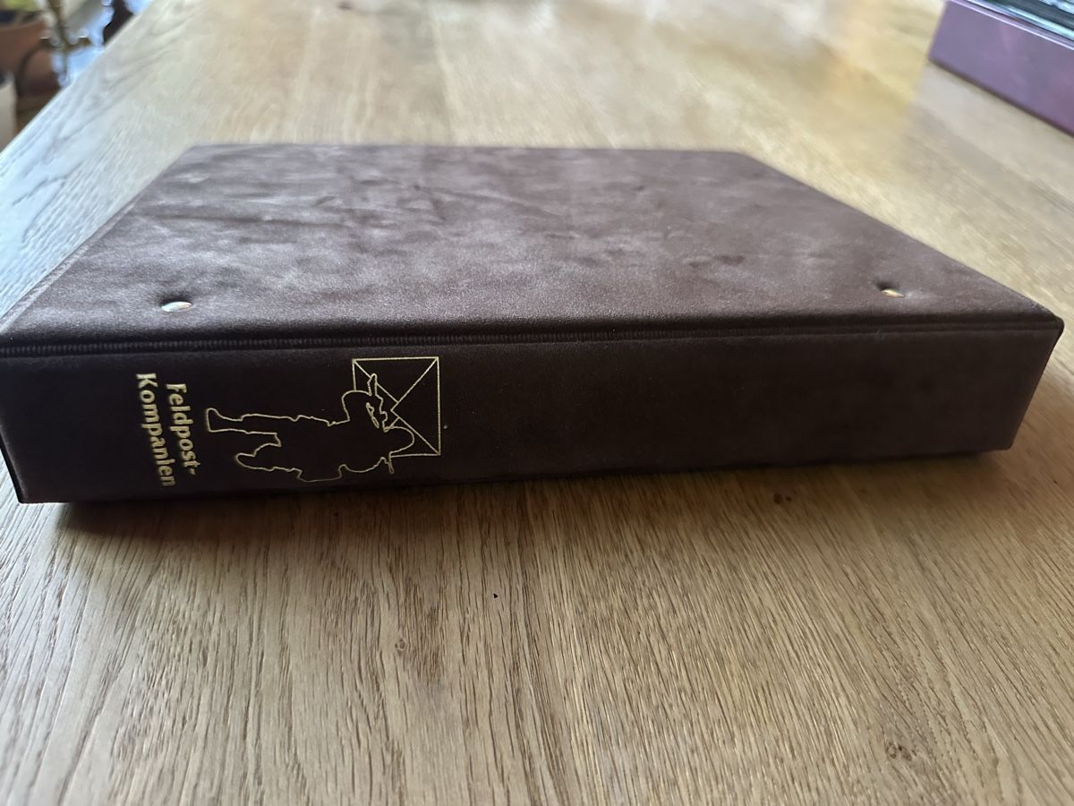 Alben: Samtener Ringbinder mit BOX ohne Einlageblätter gut erhalten – Gebraucht aus Schmitten / FR von Samsara169 5